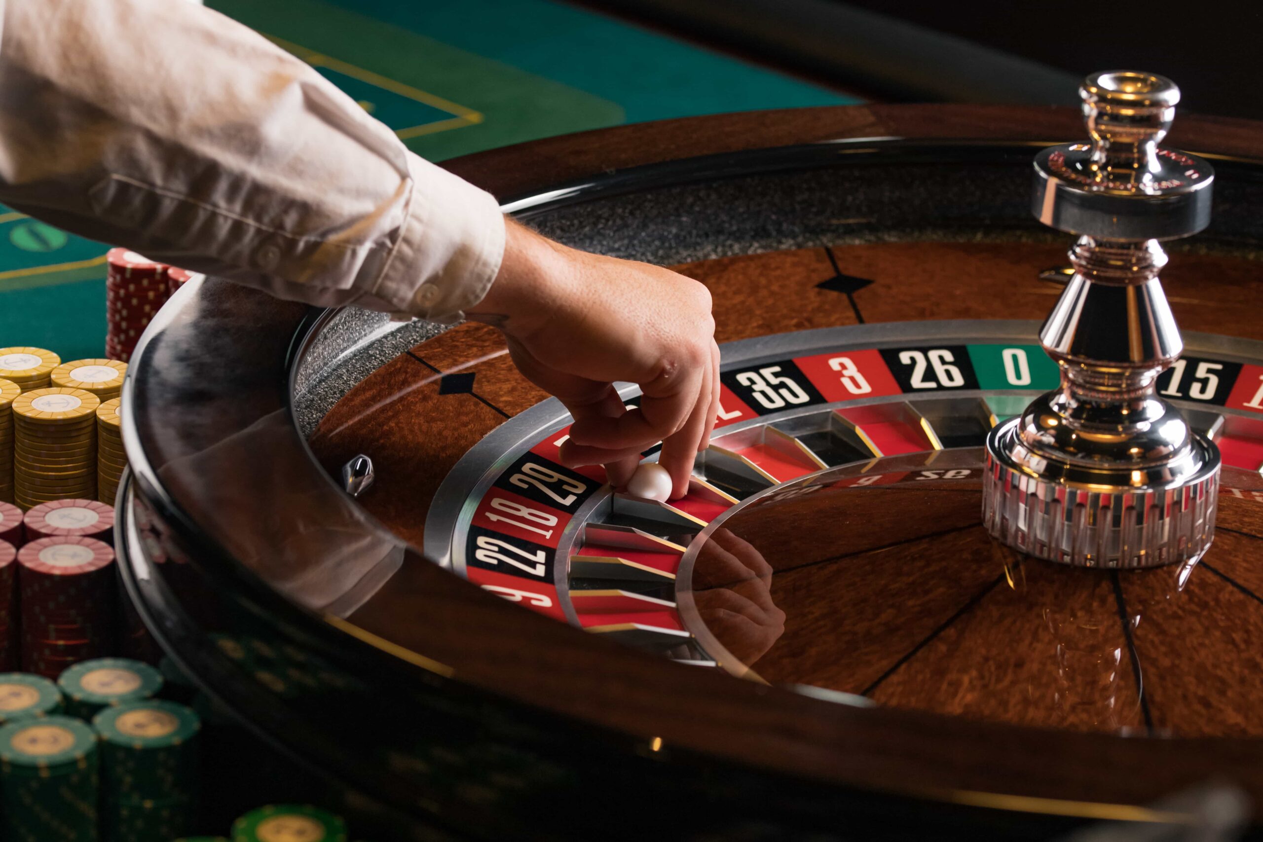 Nikmati Sensasi Bermain Casino Online dengan Dealer Langsung
